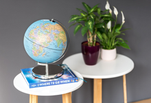 Load image into Gallery viewer, 10&quot; Light Up Globe - Classic
