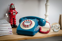 Load image into Gallery viewer, Retro 746 Telephone in Petrol Blue
